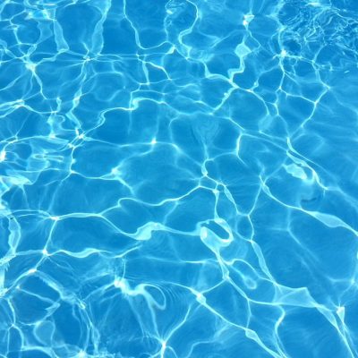 Pourquoi se lancer dans la franchise des commerces de piscines ?