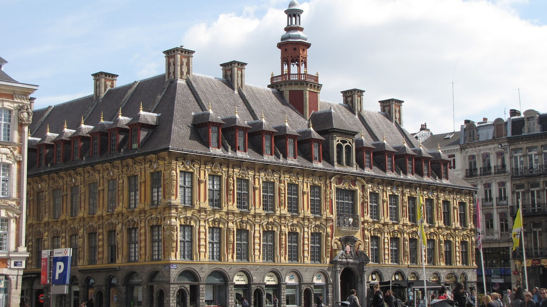 Pourquoi devrais-je choisir Lille pour mon investissement immobilier ?